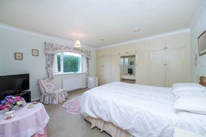 Master bedroom- click for photo gallery